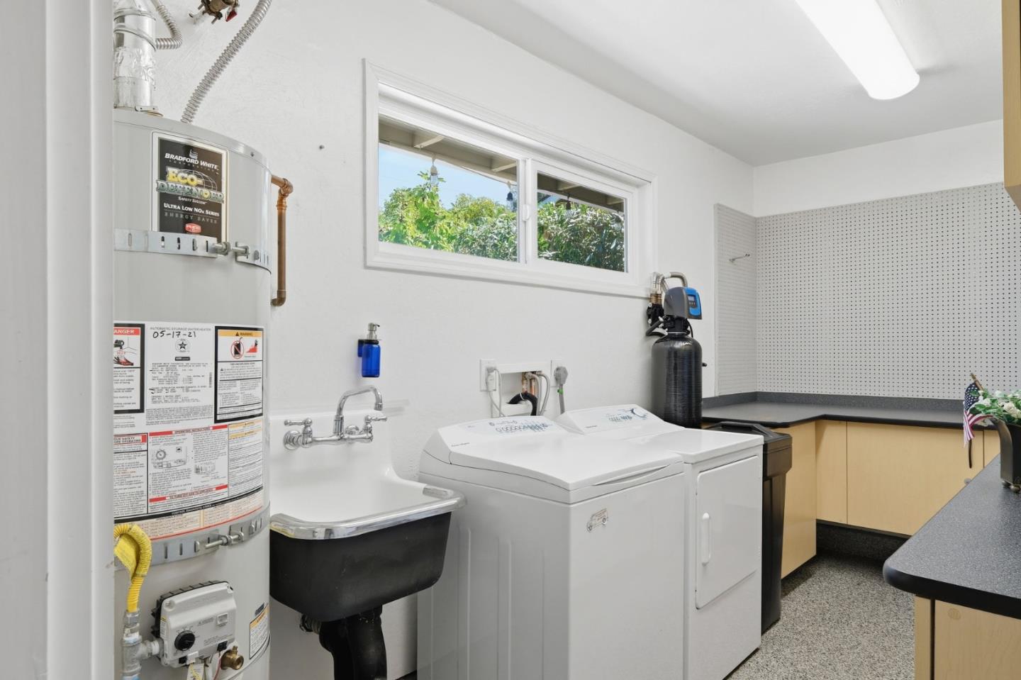 116 Meadowbrook DR