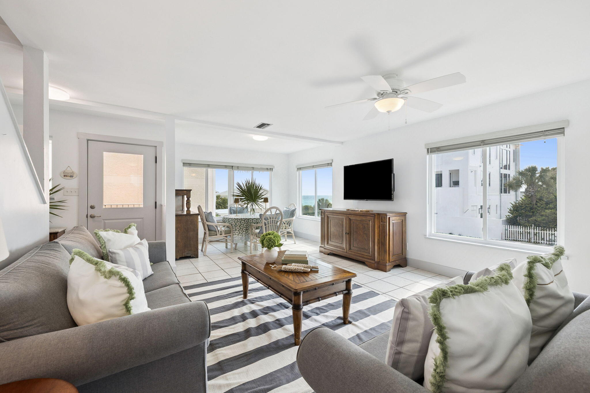 448 W Park Place Avenue UNIT A2