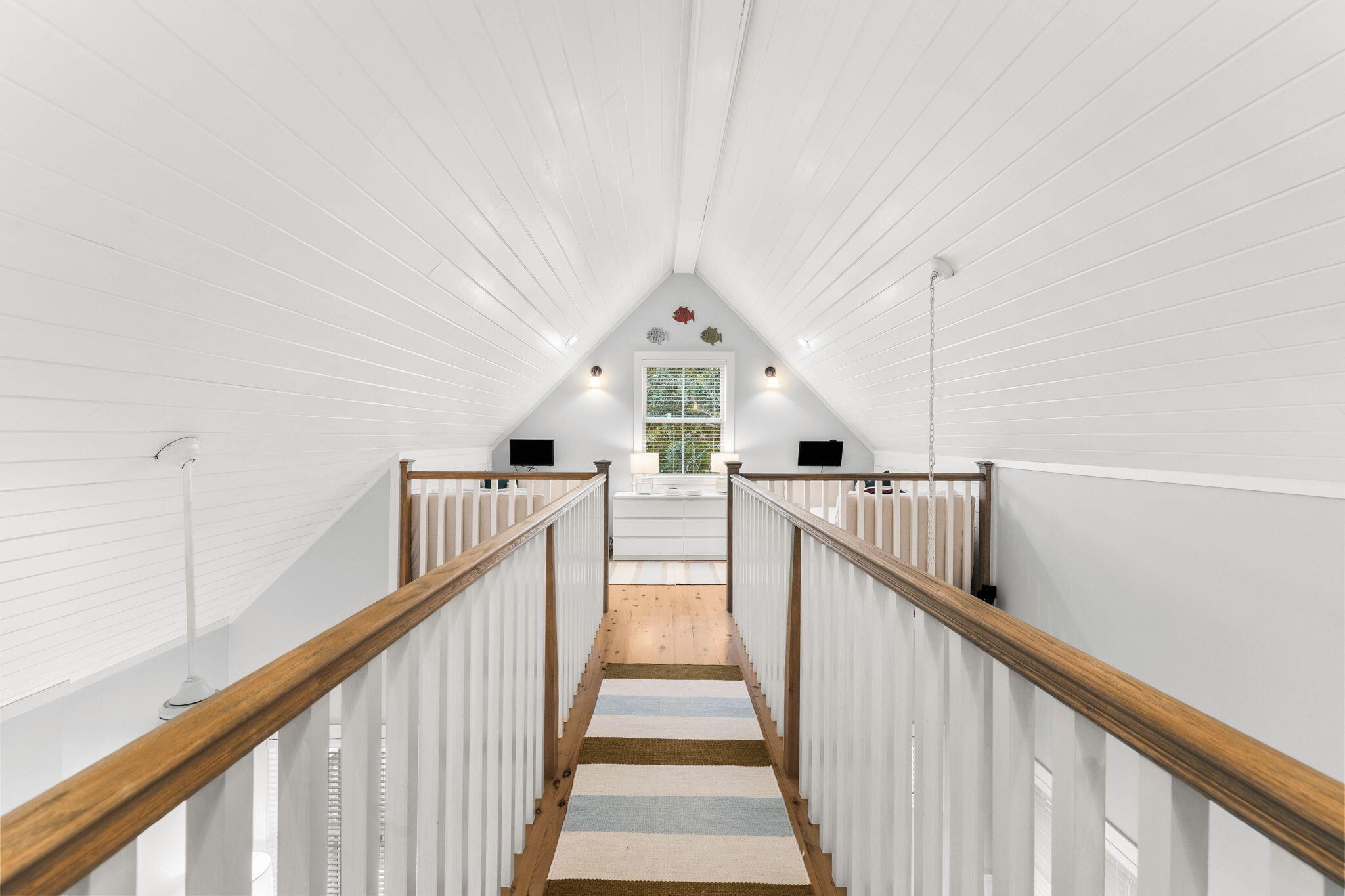 253 Salt Box Lane