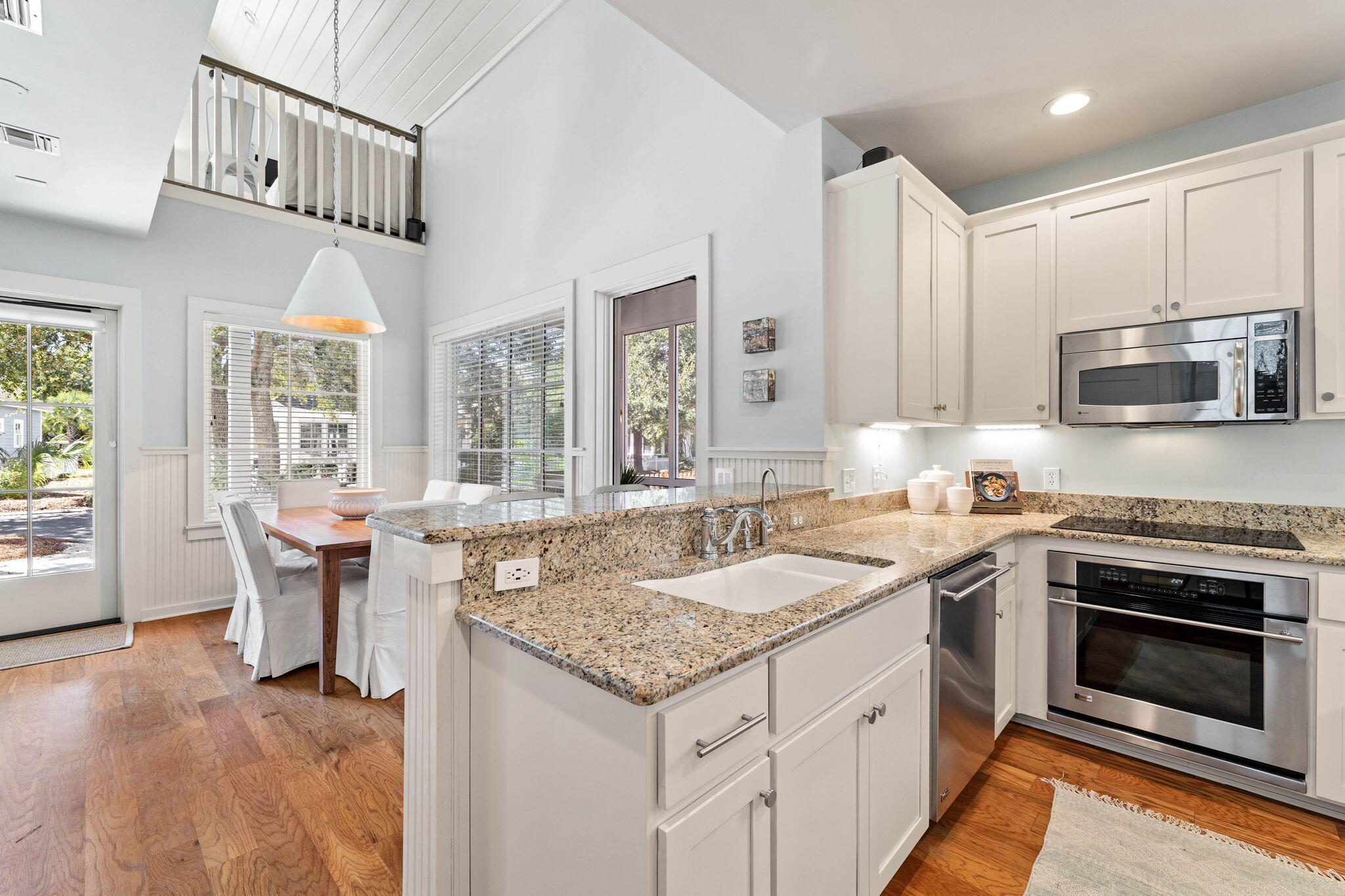 253 Salt Box Lane
