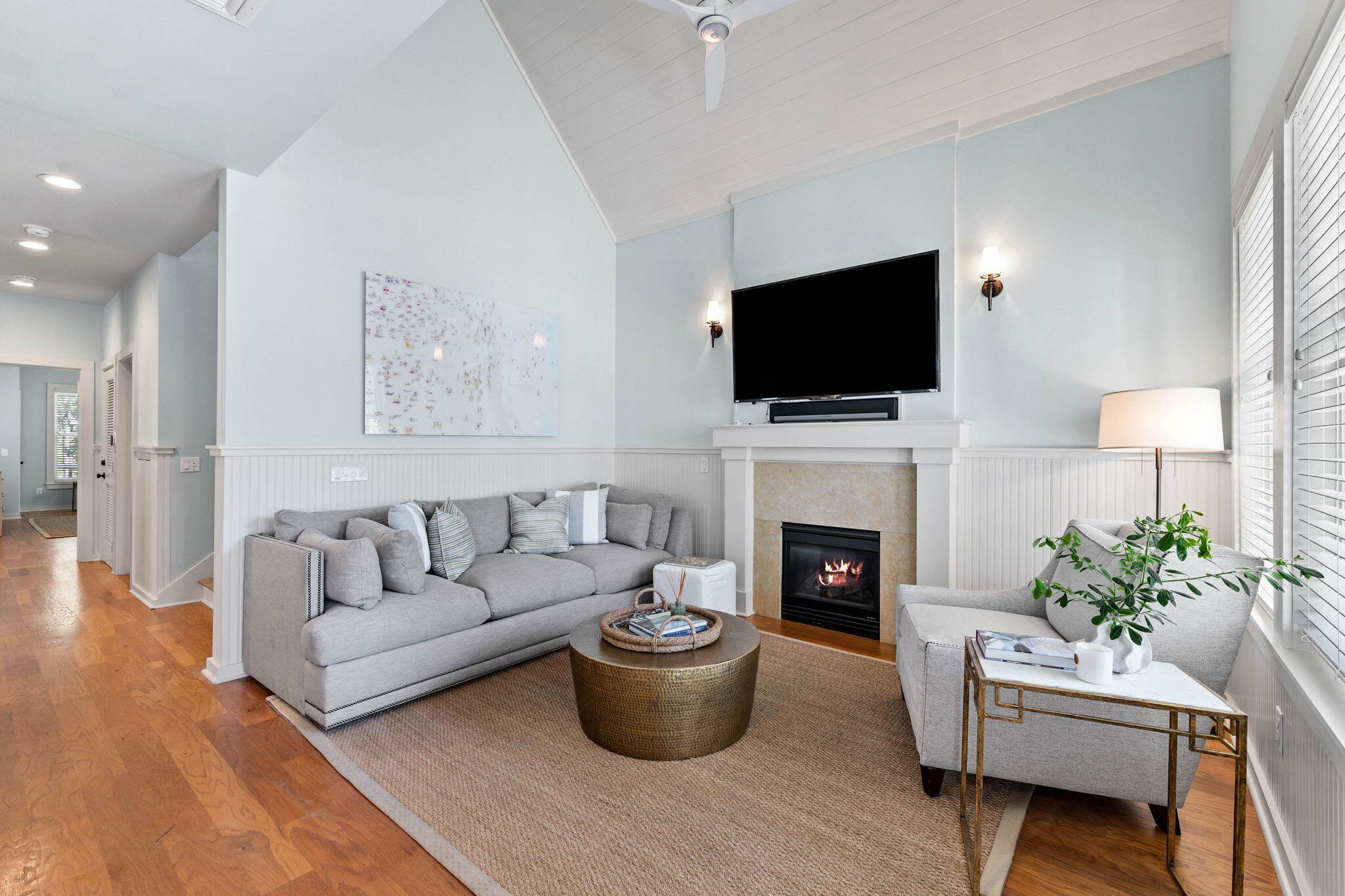 253 Salt Box Lane