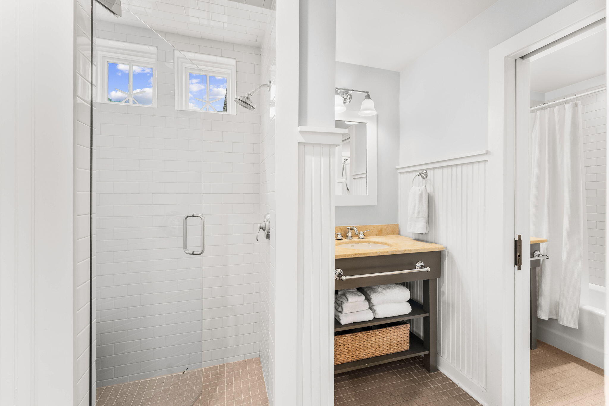 253 Salt Box Lane