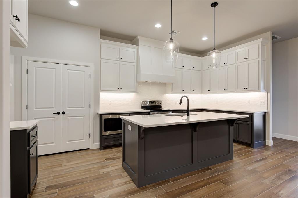 11421 White Tail Ridge