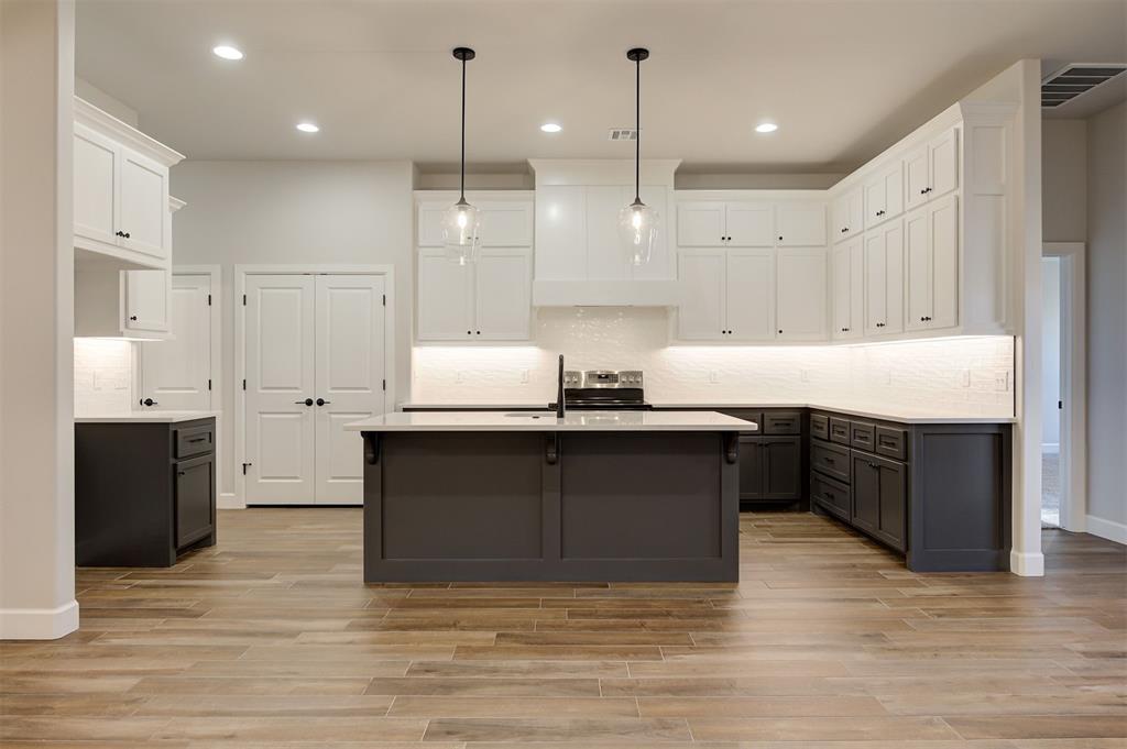 11421 White Tail Ridge