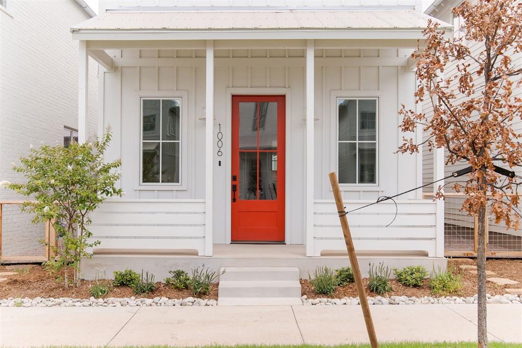 1006 Hangar Drive