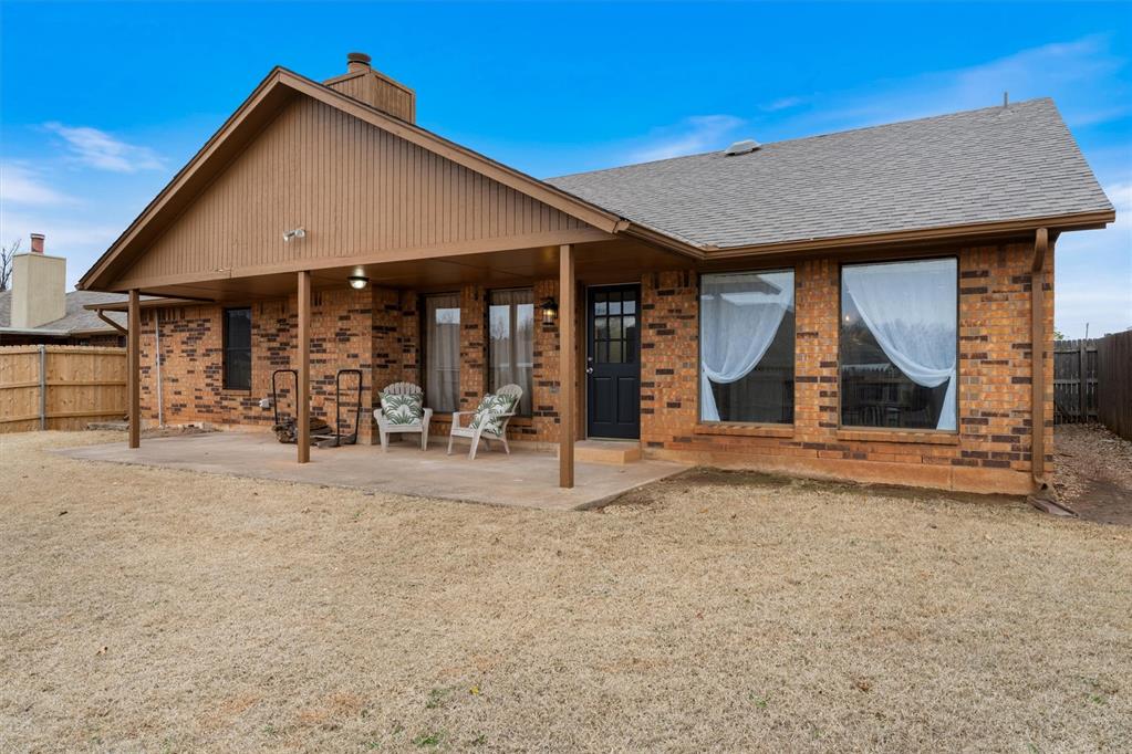 1713 Whispering Creek Court
