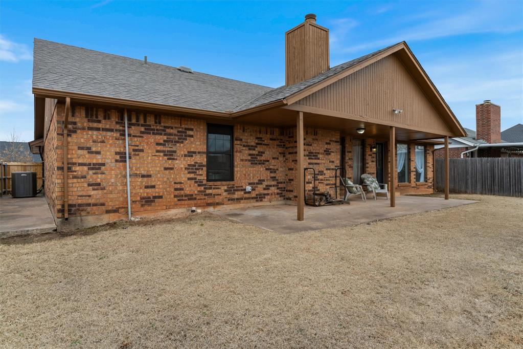 1713 Whispering Creek Court
