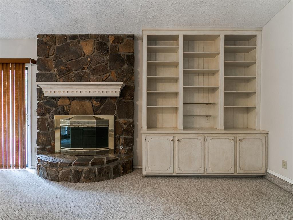 1912 Nighthawk Drive