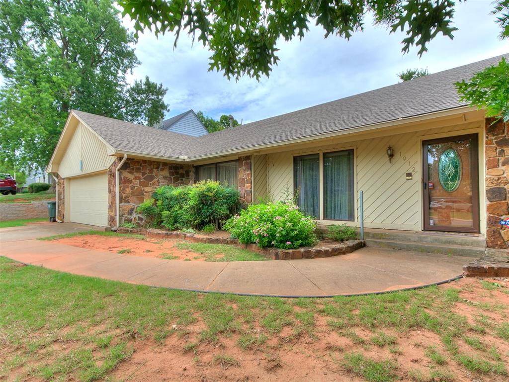 1912 Nighthawk Drive