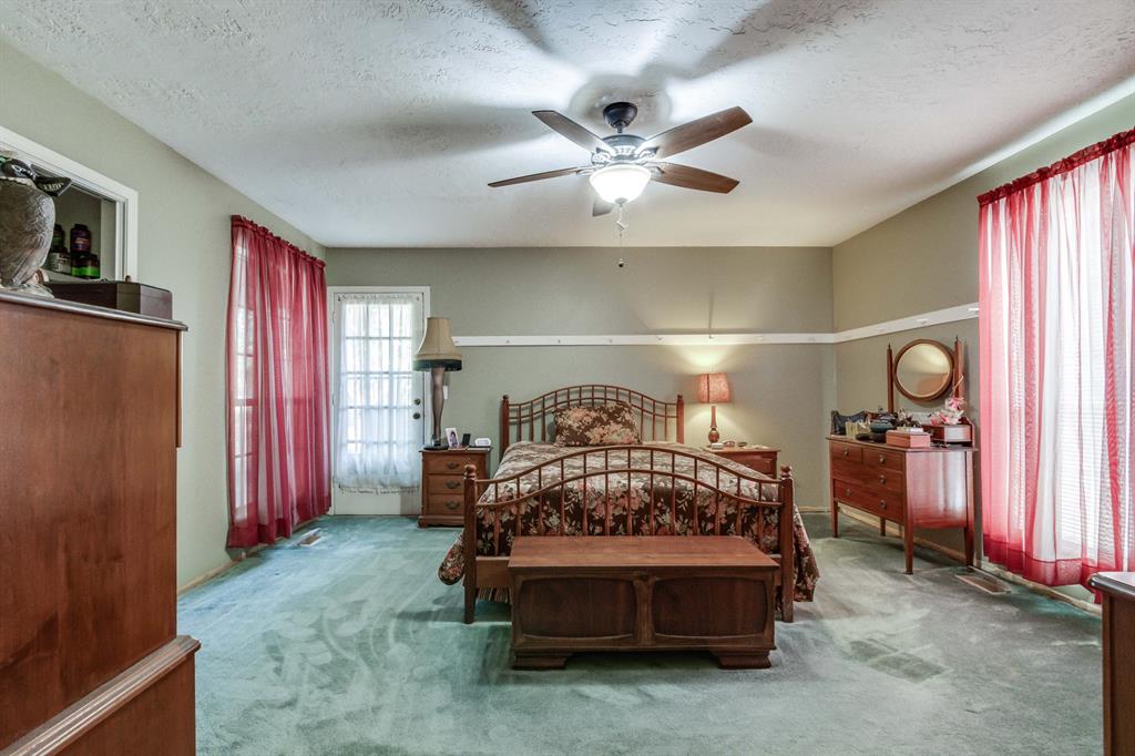 1421 Pheasant Run Court