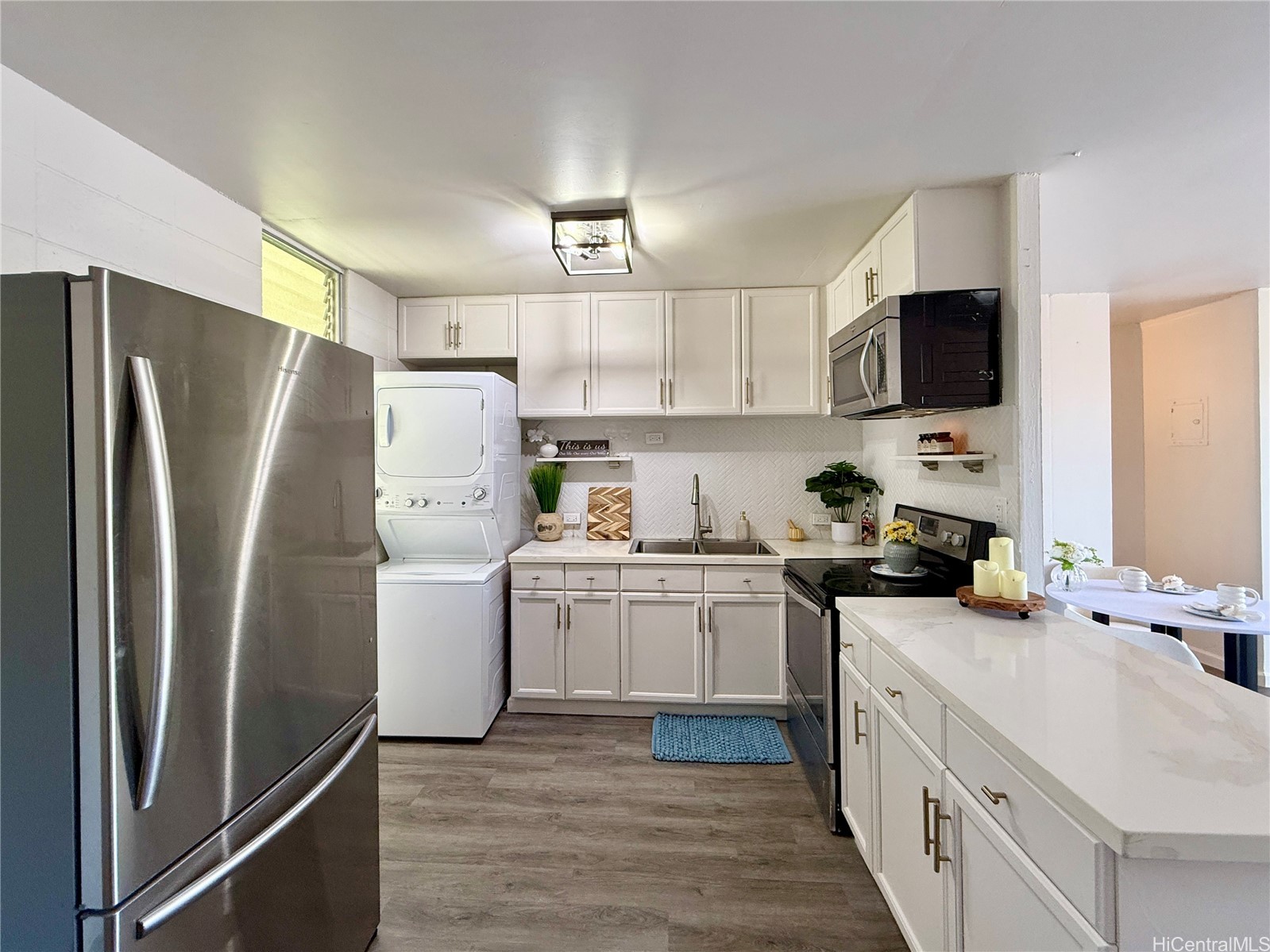 95-2055 Waikalani Place B204
