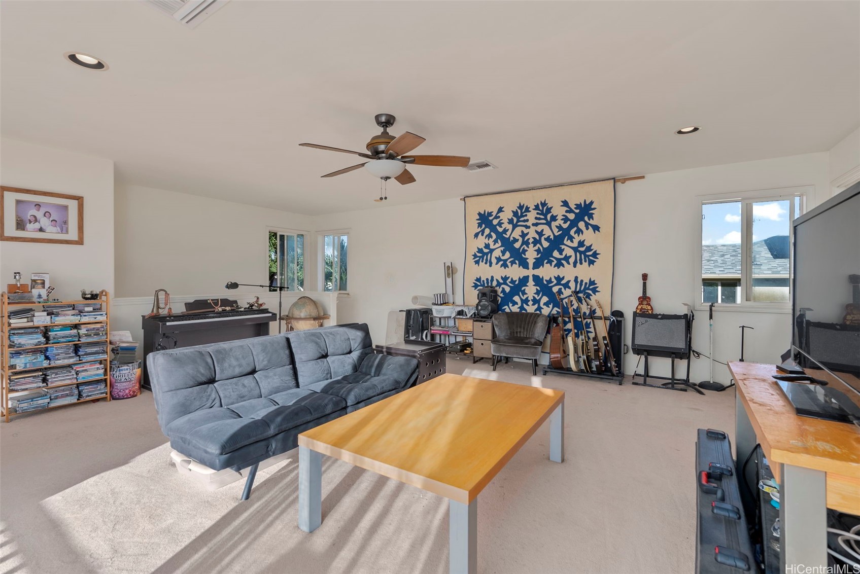 91-1069 Makaike Street