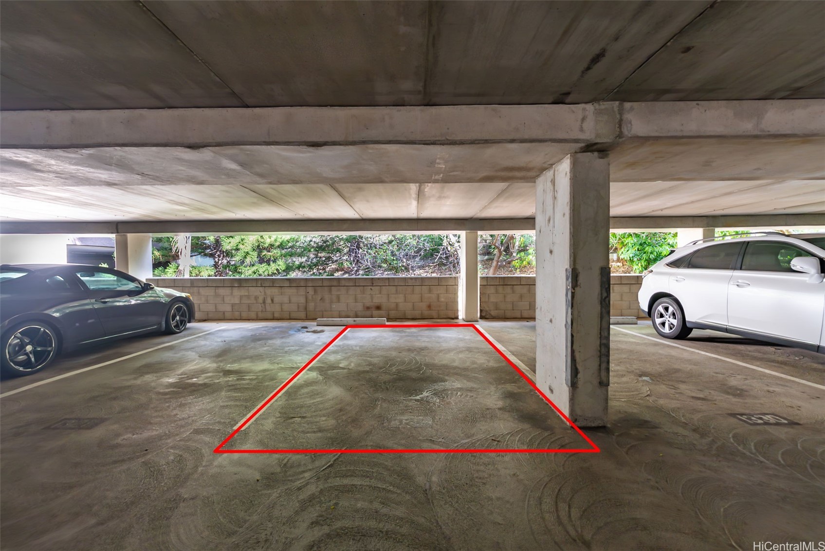 501 Hahaione Street 10J