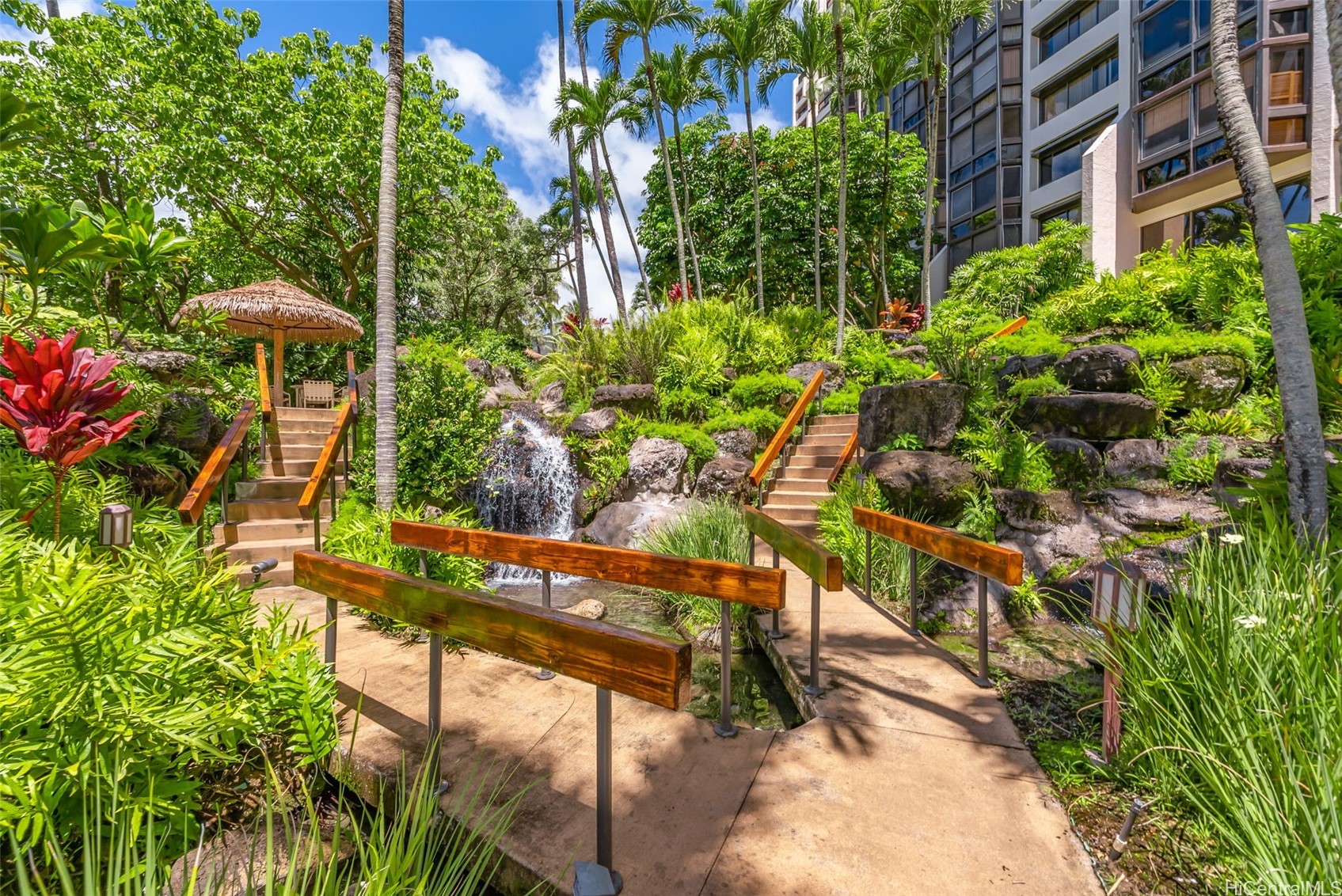 501 Hahaione Street 10J