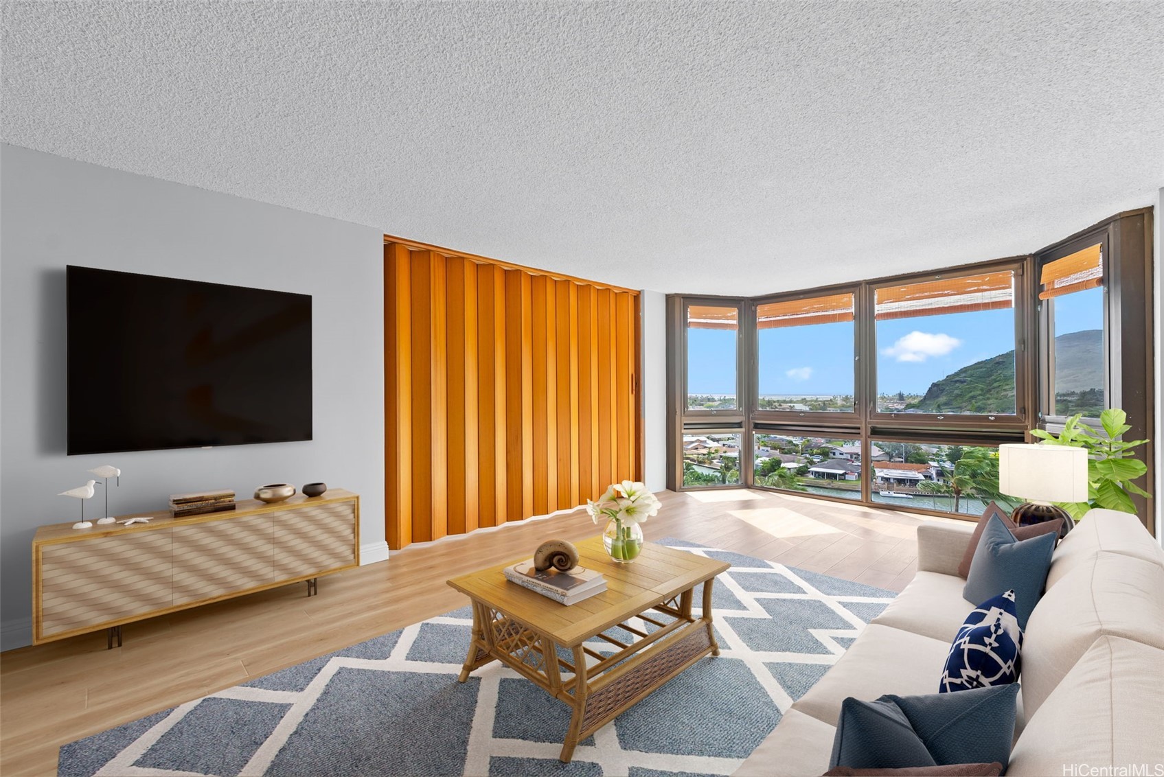 501 Hahaione Street 10J