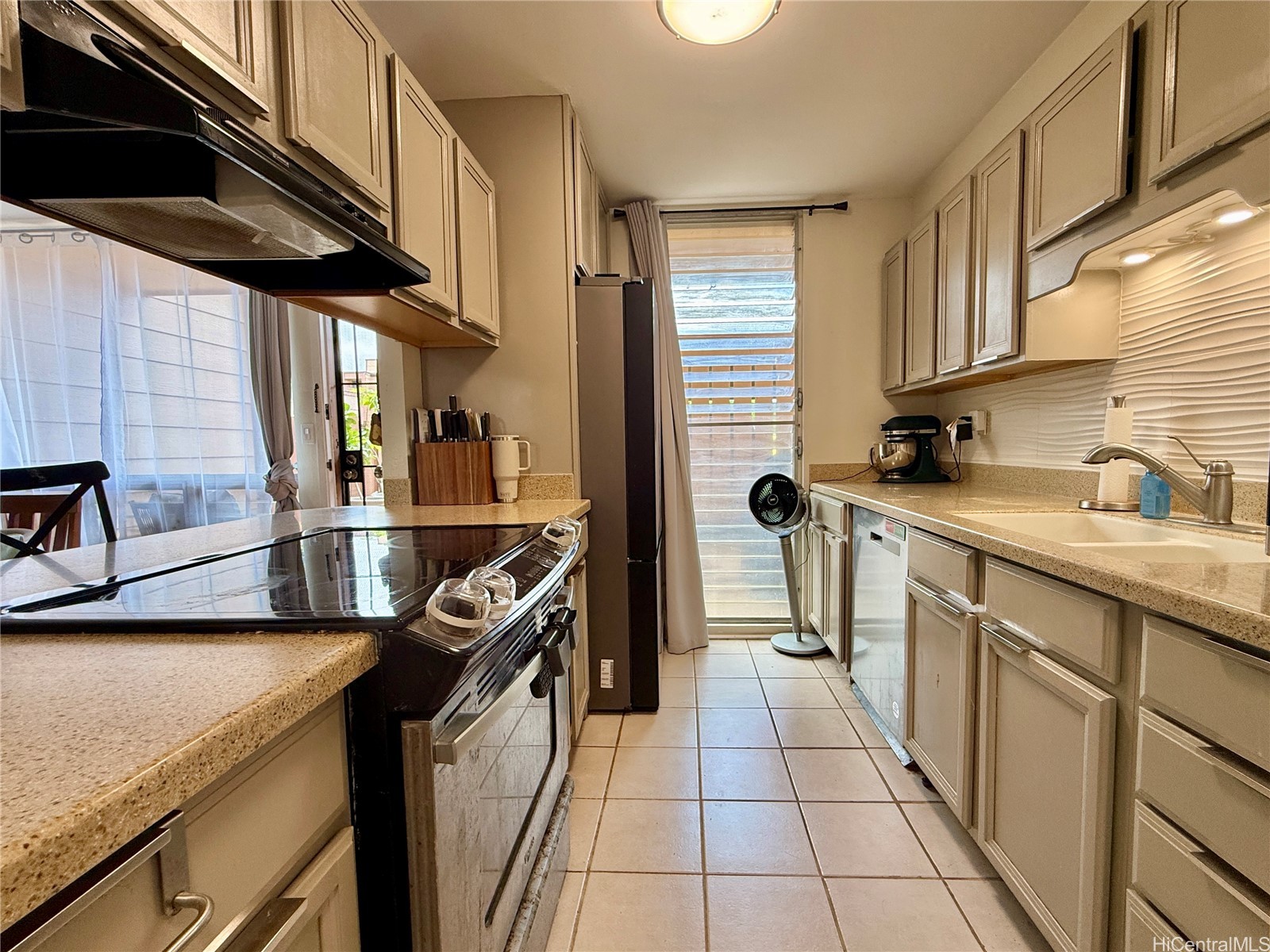 94-333 Anania Drive 30