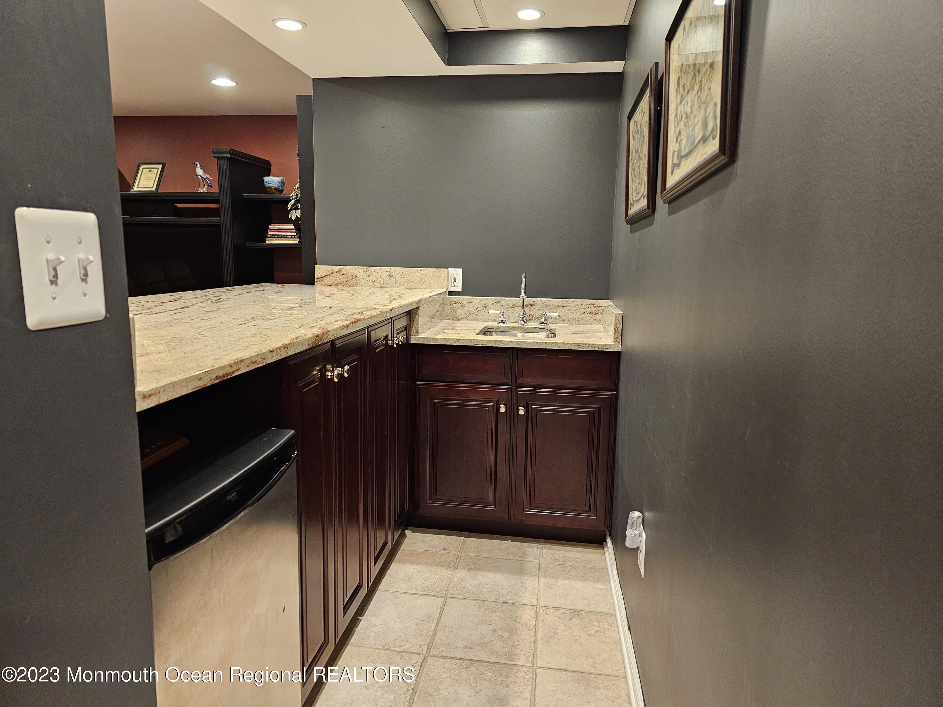 7 Molly Pitcher Drive