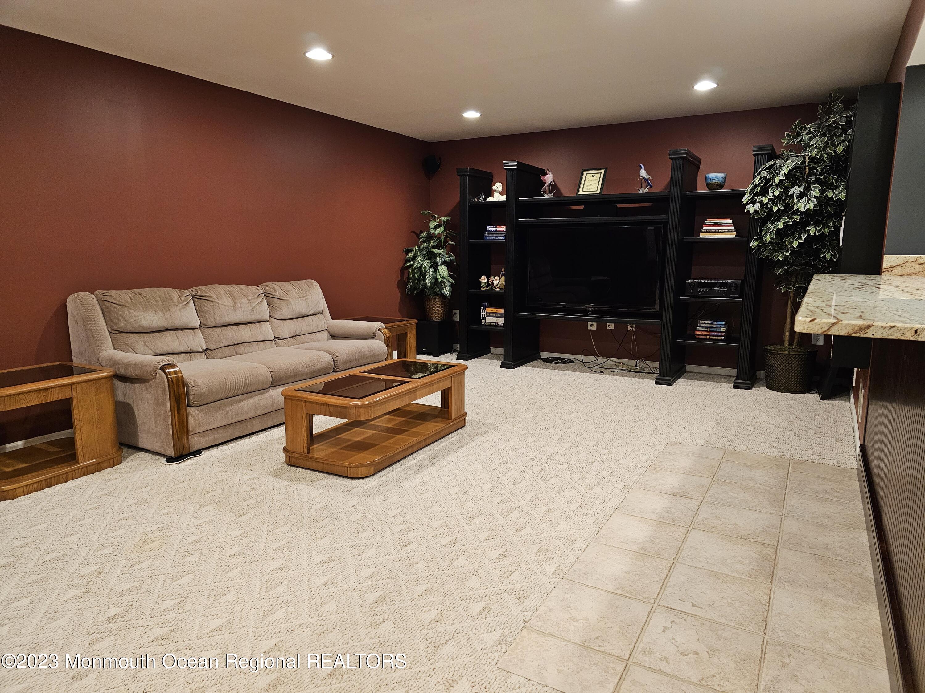 7 Molly Pitcher Drive