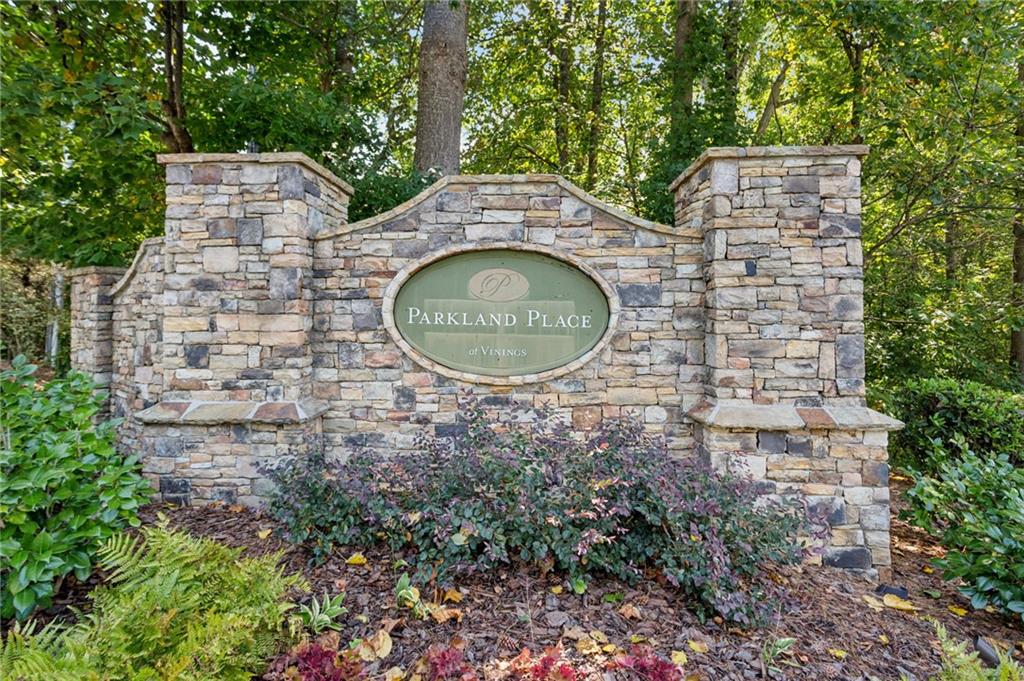 1181 Parkland Run SE