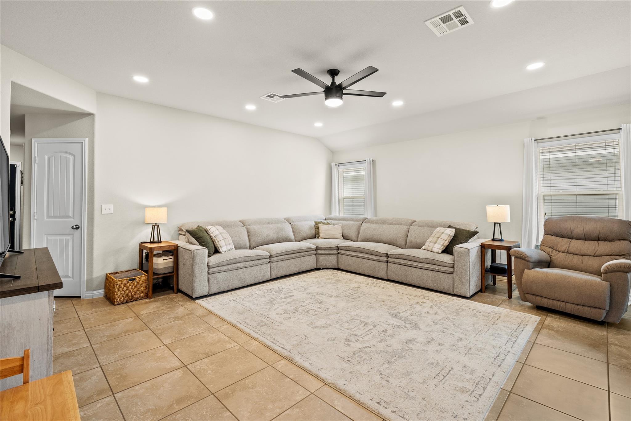 18421 Catoctin DR