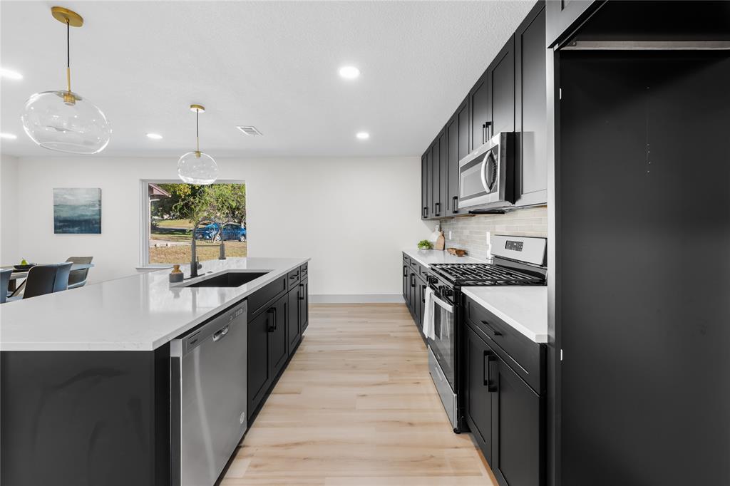 6400 Greensboro DR