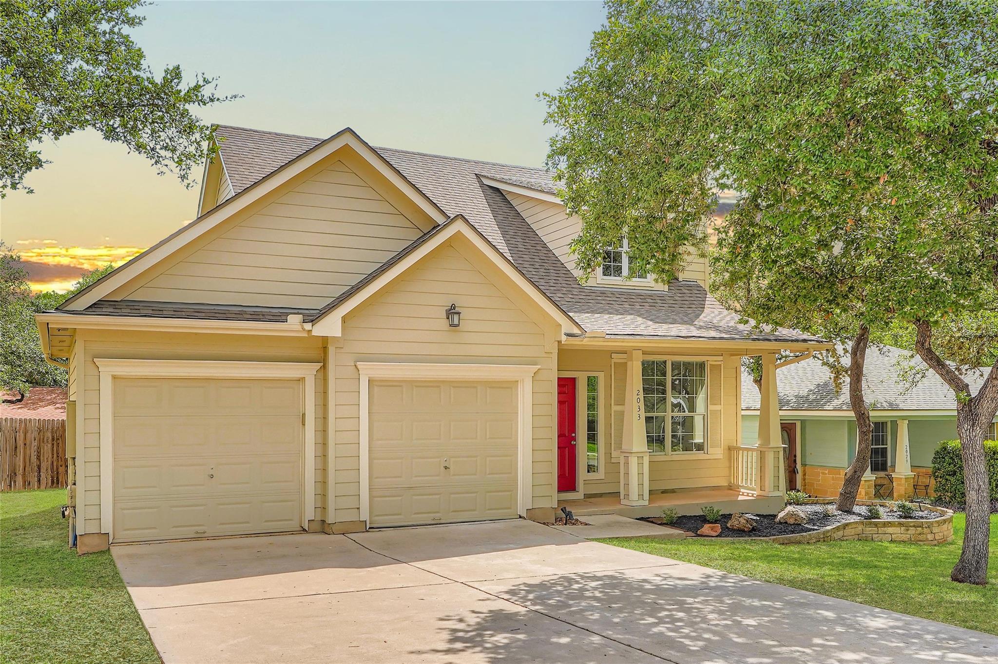 2033 Northview DR