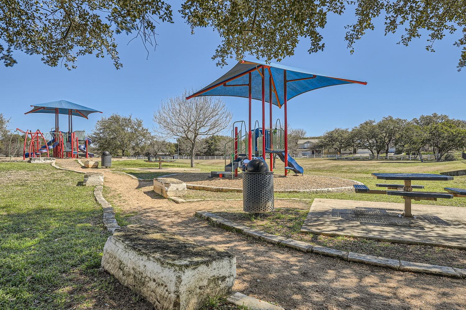 2033 Northview DR