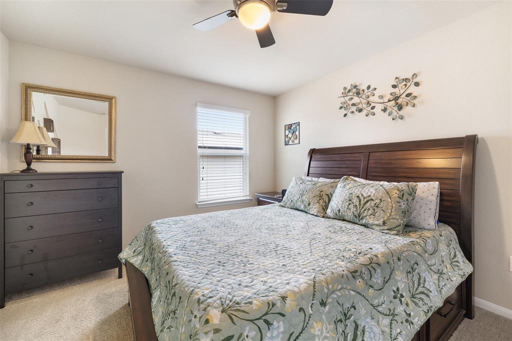 606 Comal RUN