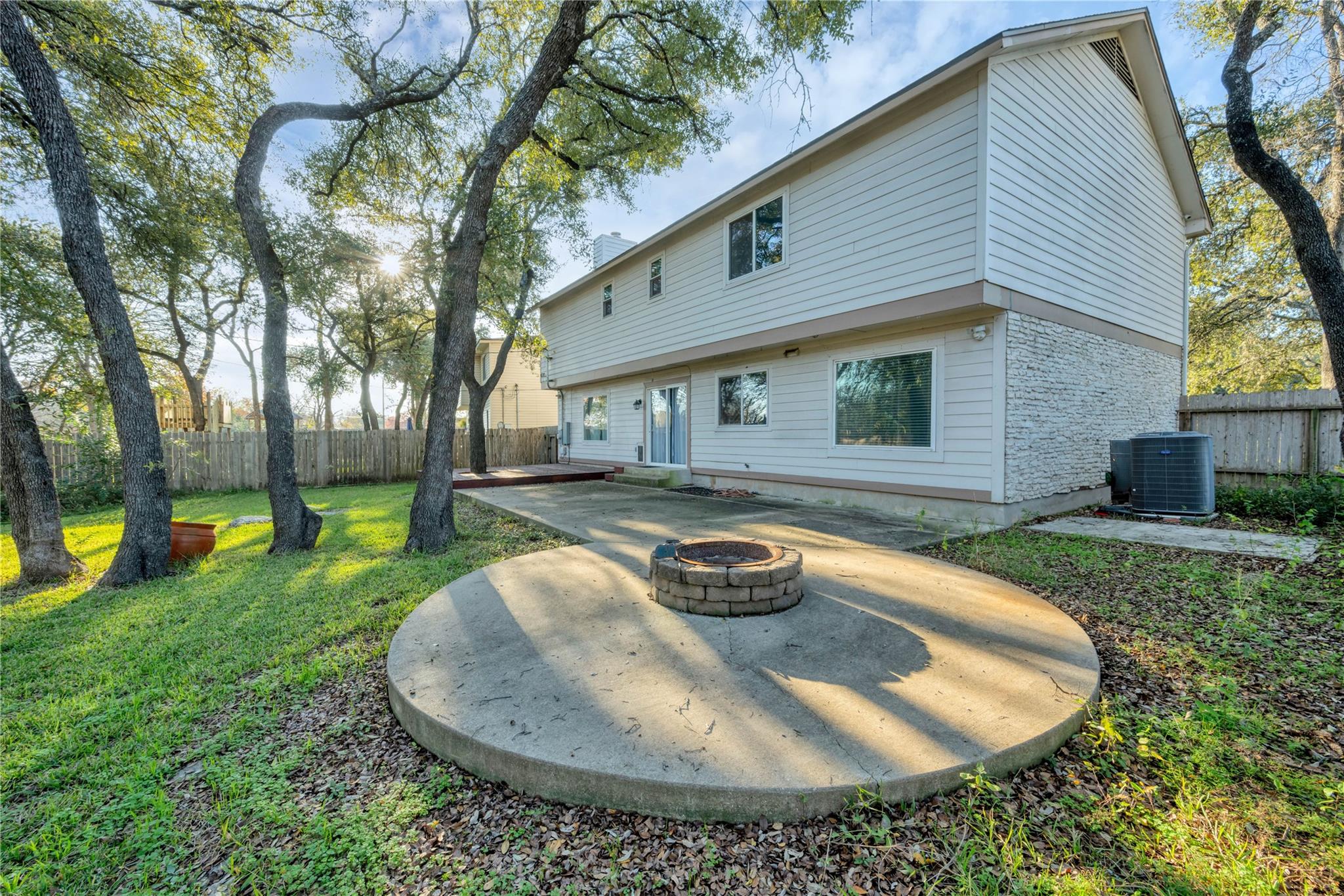 13233 Briar Hollow DR