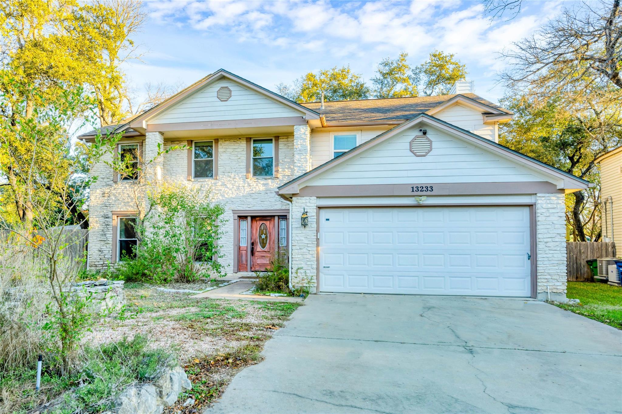 13233 Briar Hollow DR
