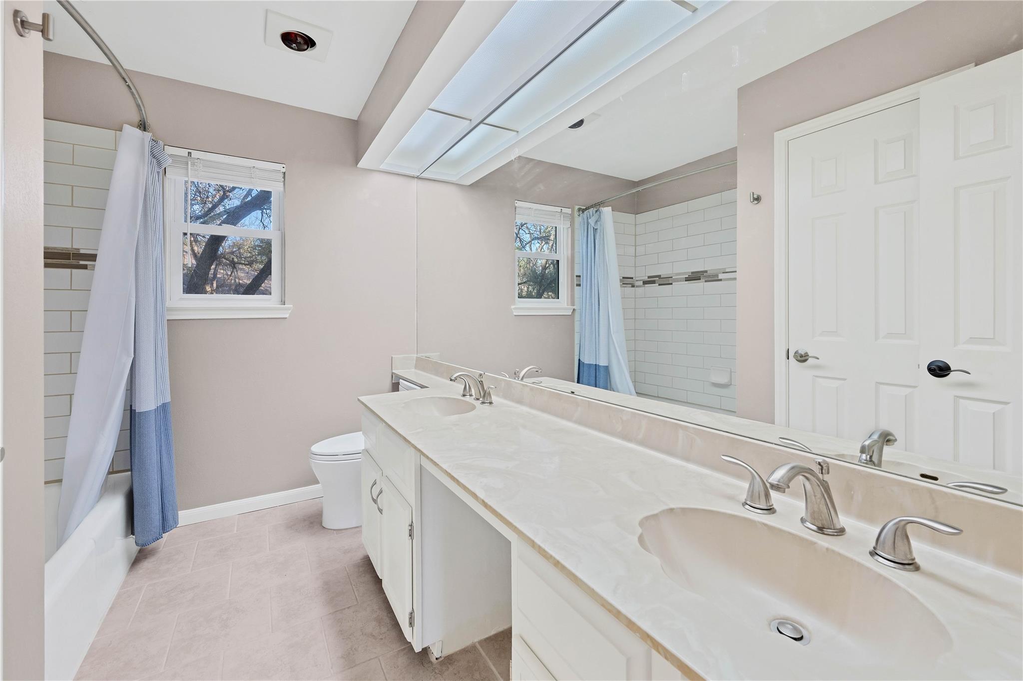 13233 Briar Hollow DR