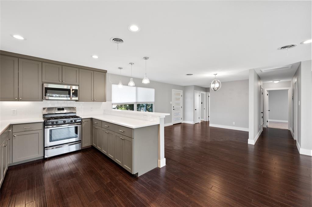 1305 Glenwood DR