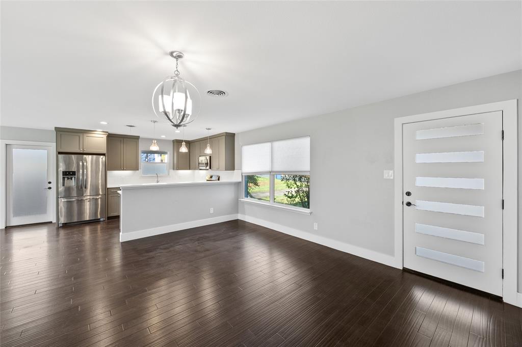 1305 Glenwood DR