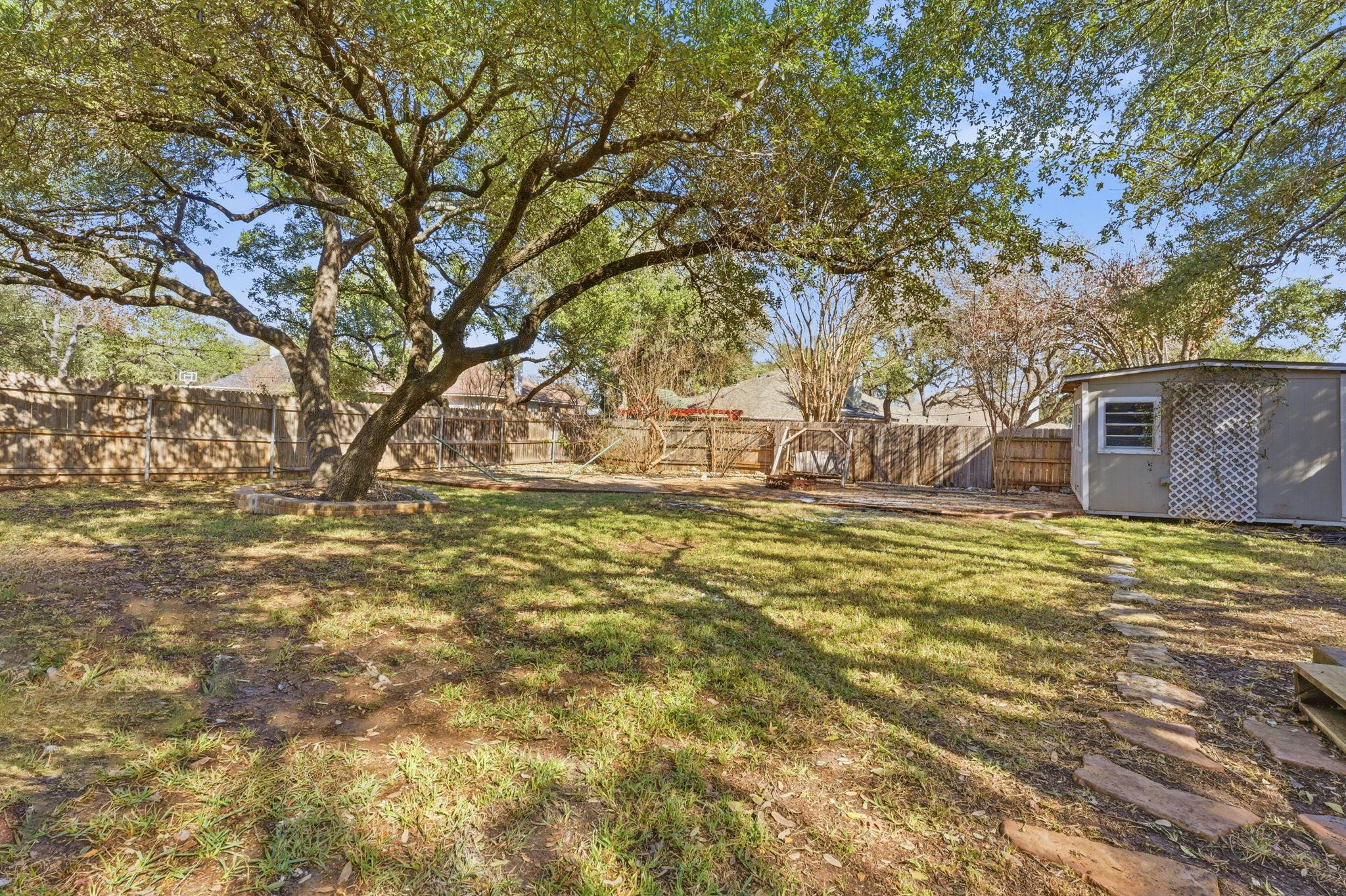 2310 Eleanor WAY