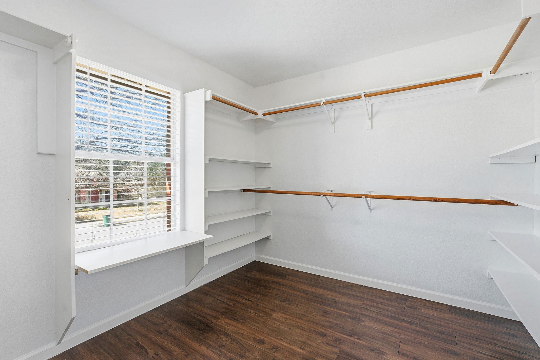 2310 Eleanor WAY
