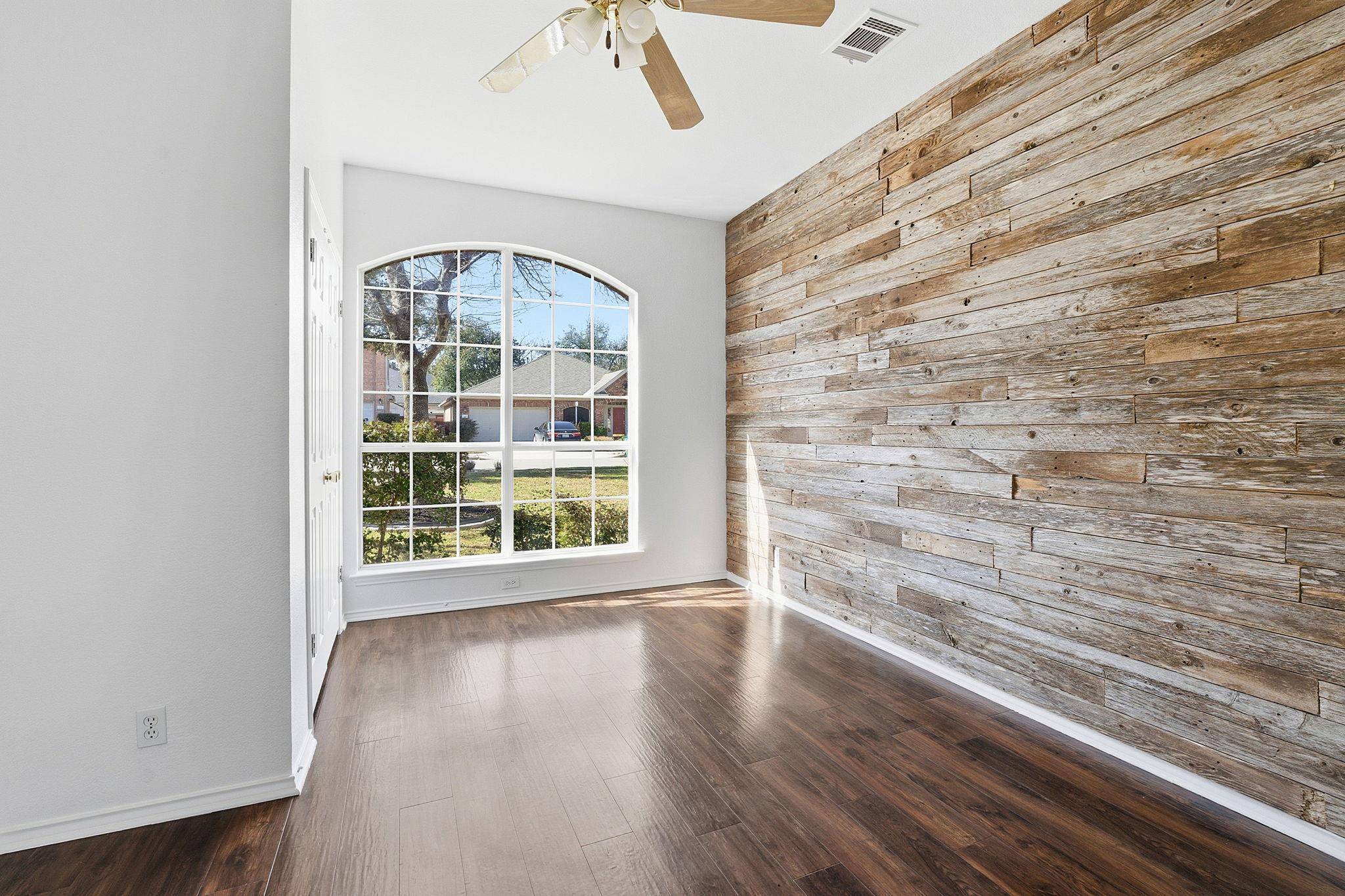 2310 Eleanor WAY