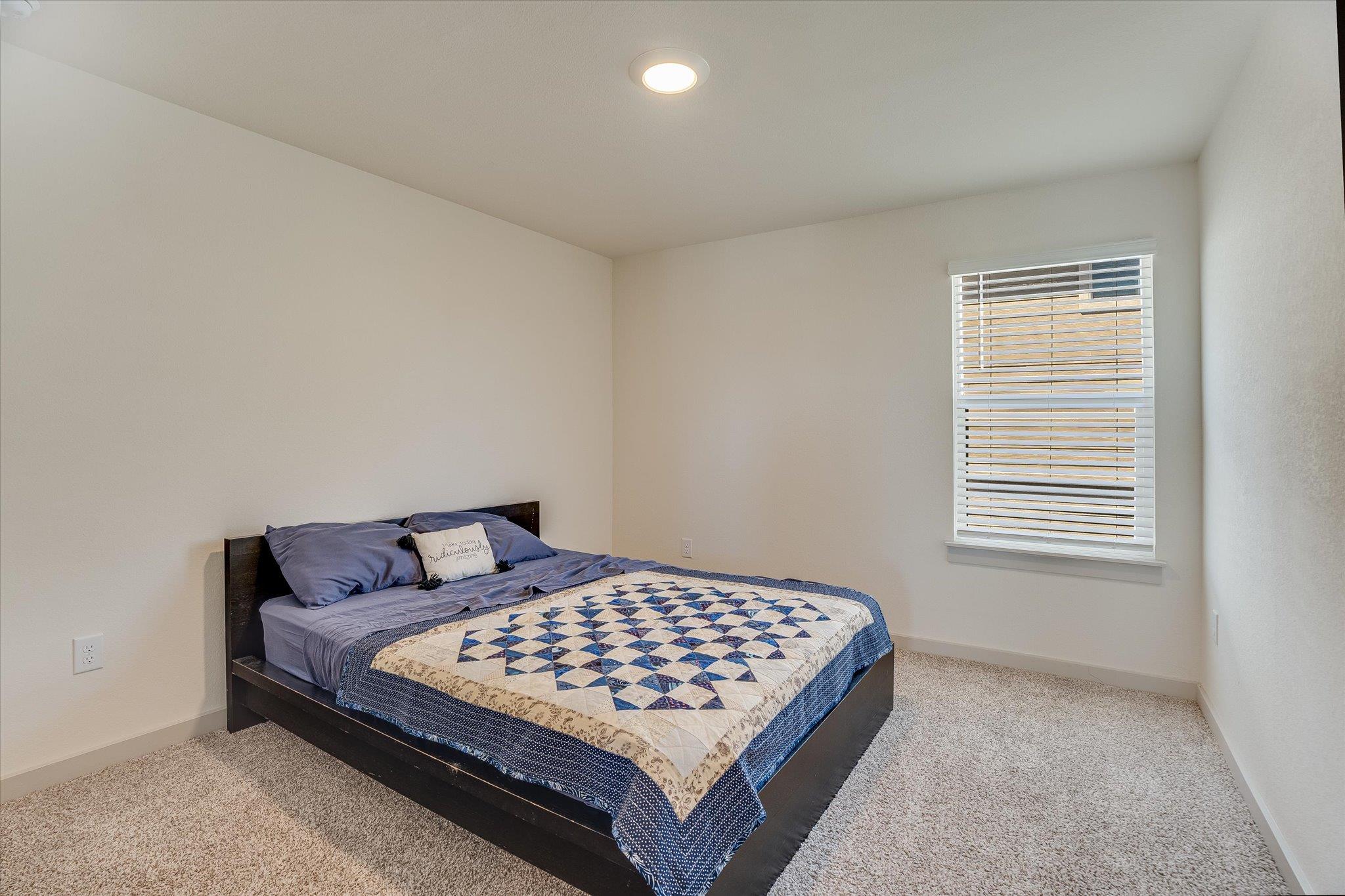 2405 Sisterdale LN