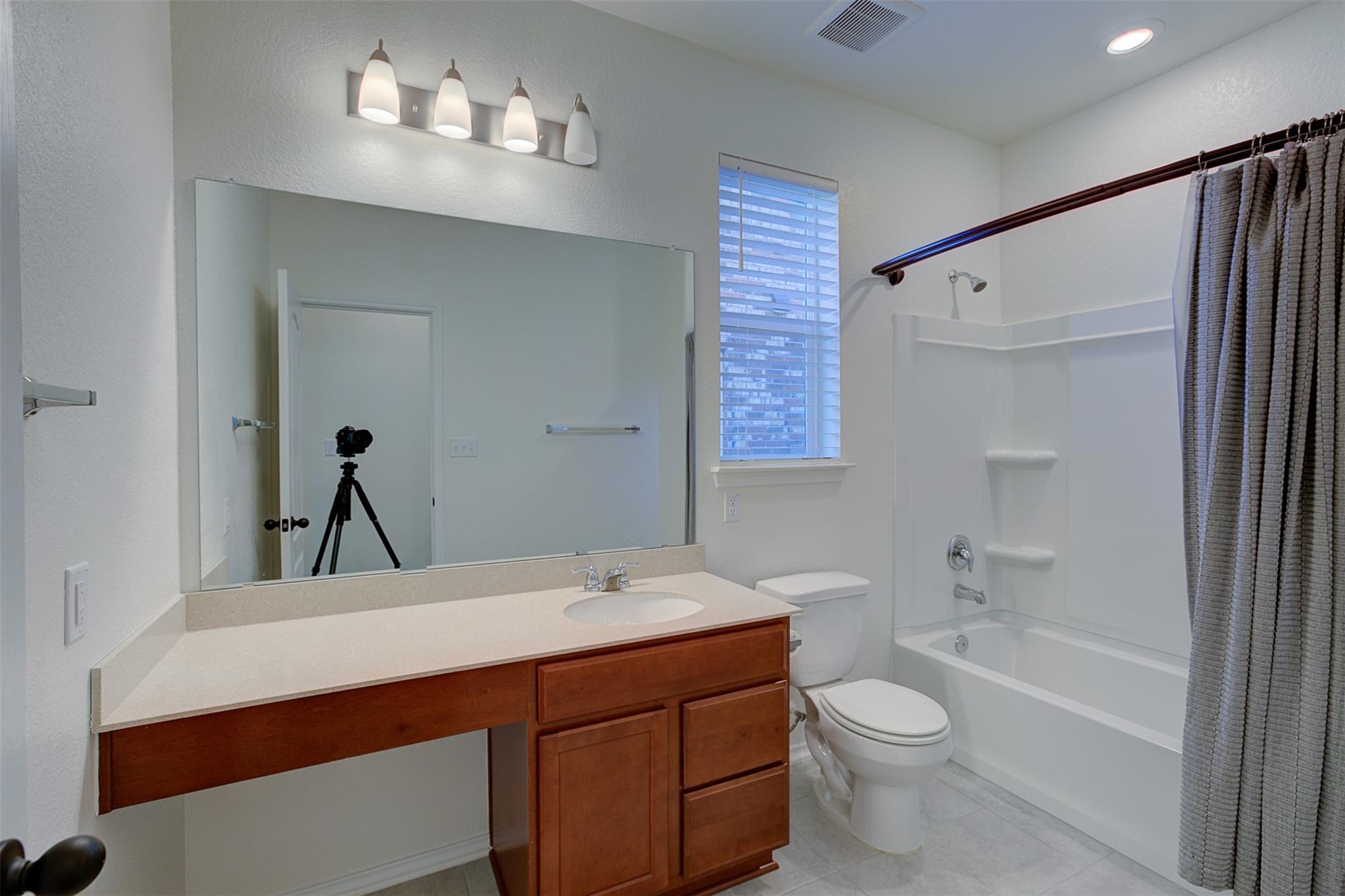 14116 Flawless Flora DR