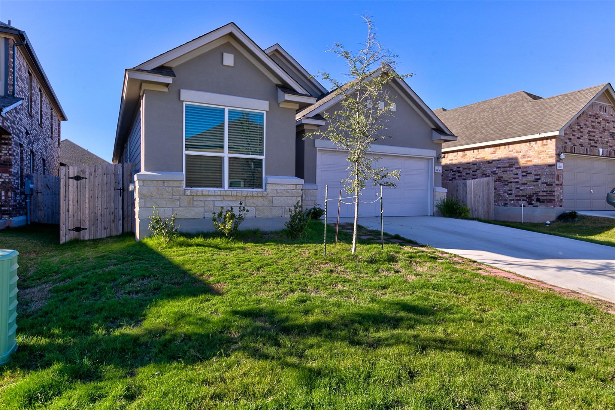 14116 Flawless Flora DR