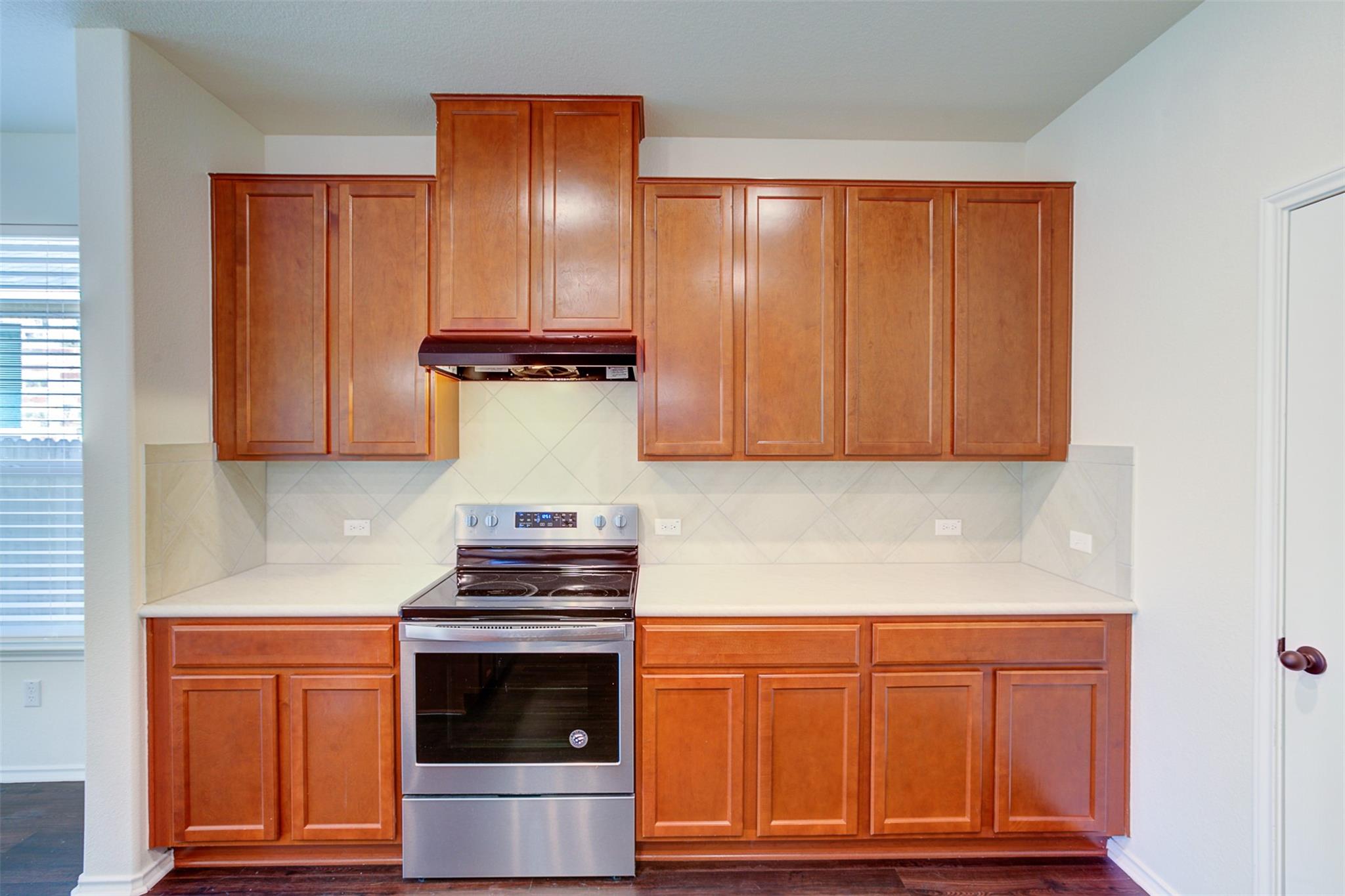 14116 Flawless Flora DR