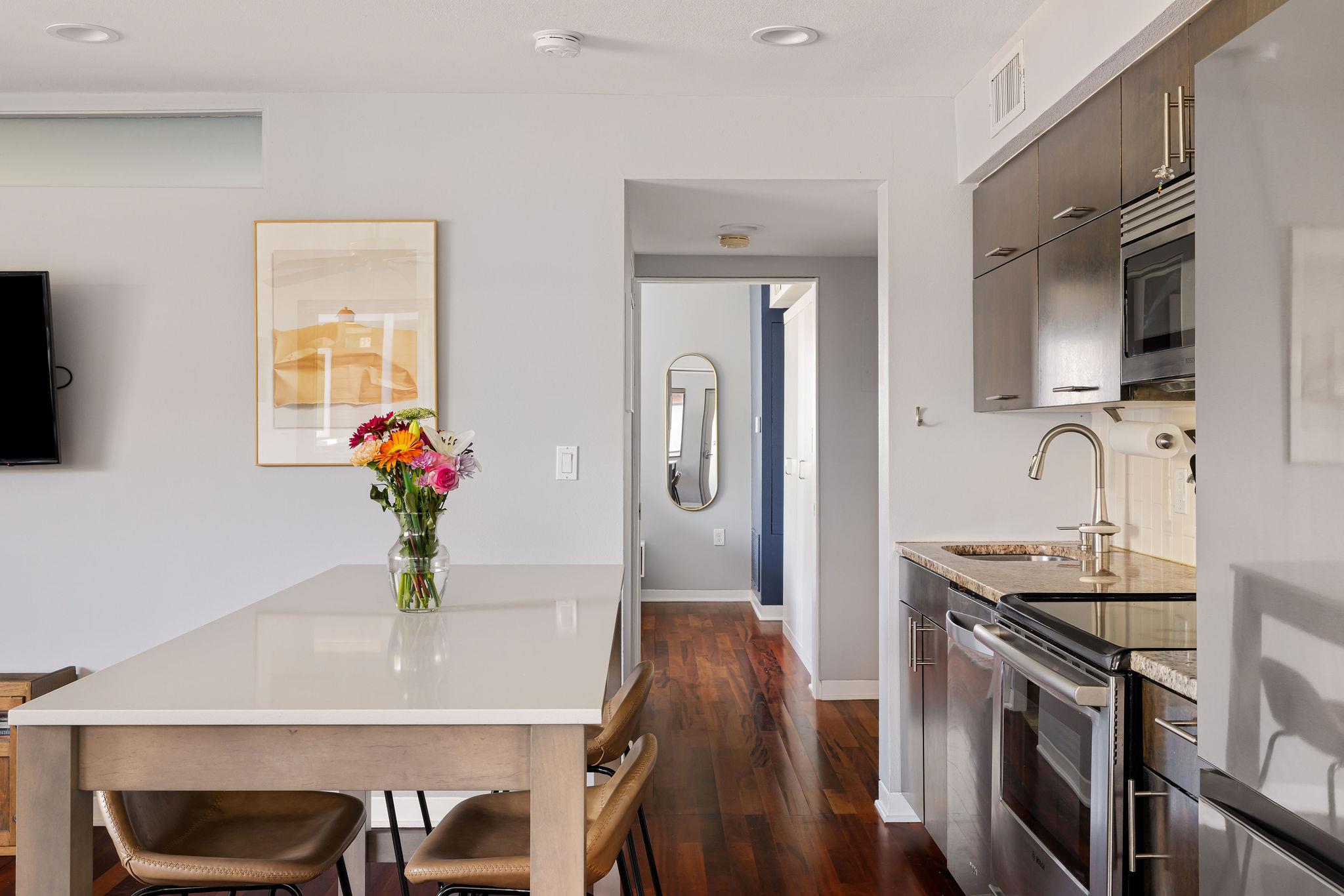 904 West Ave # 213