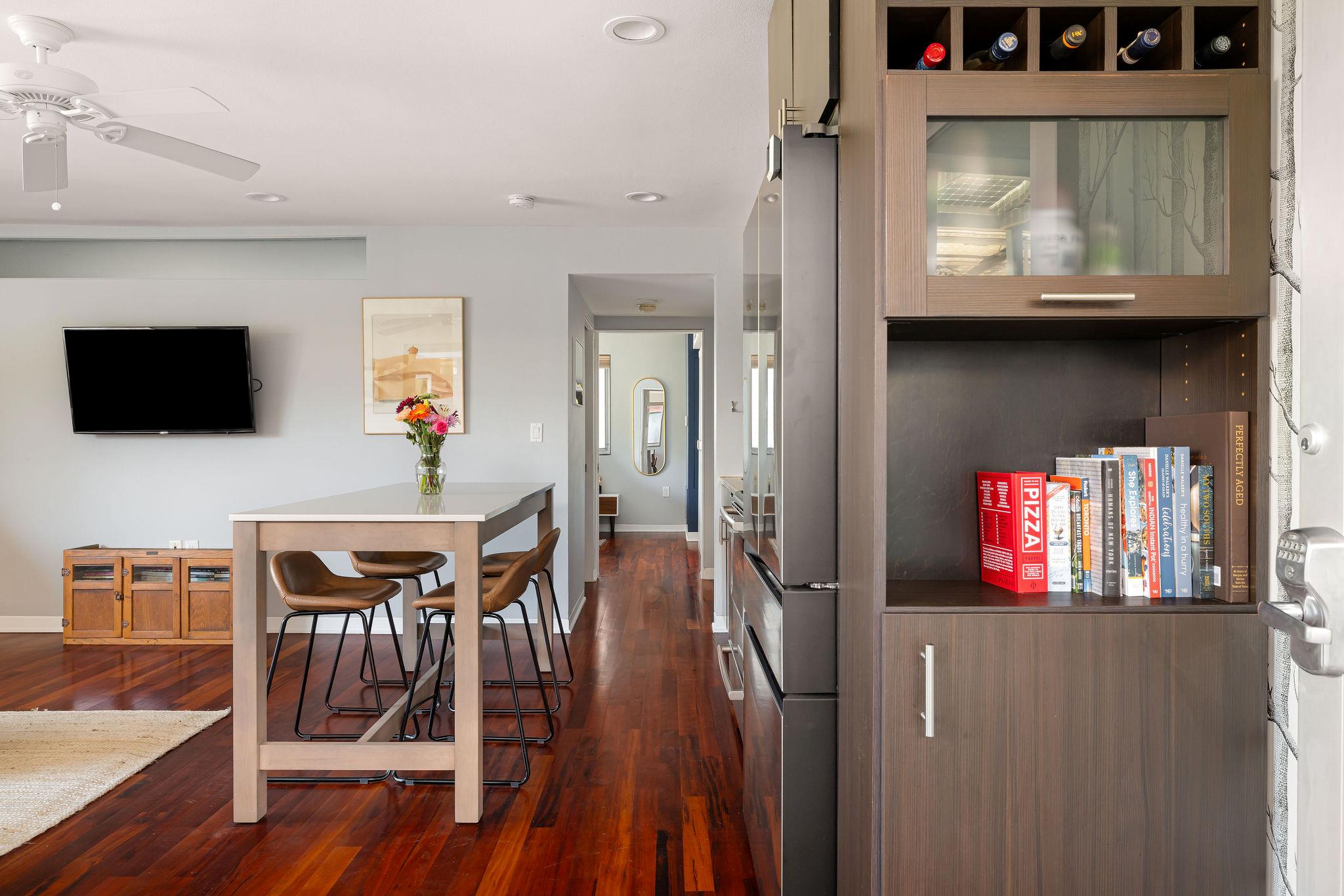 904 West Ave # 213