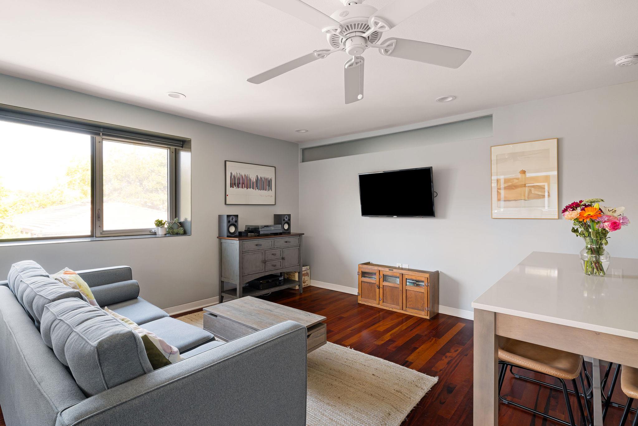 904 West Ave # 213