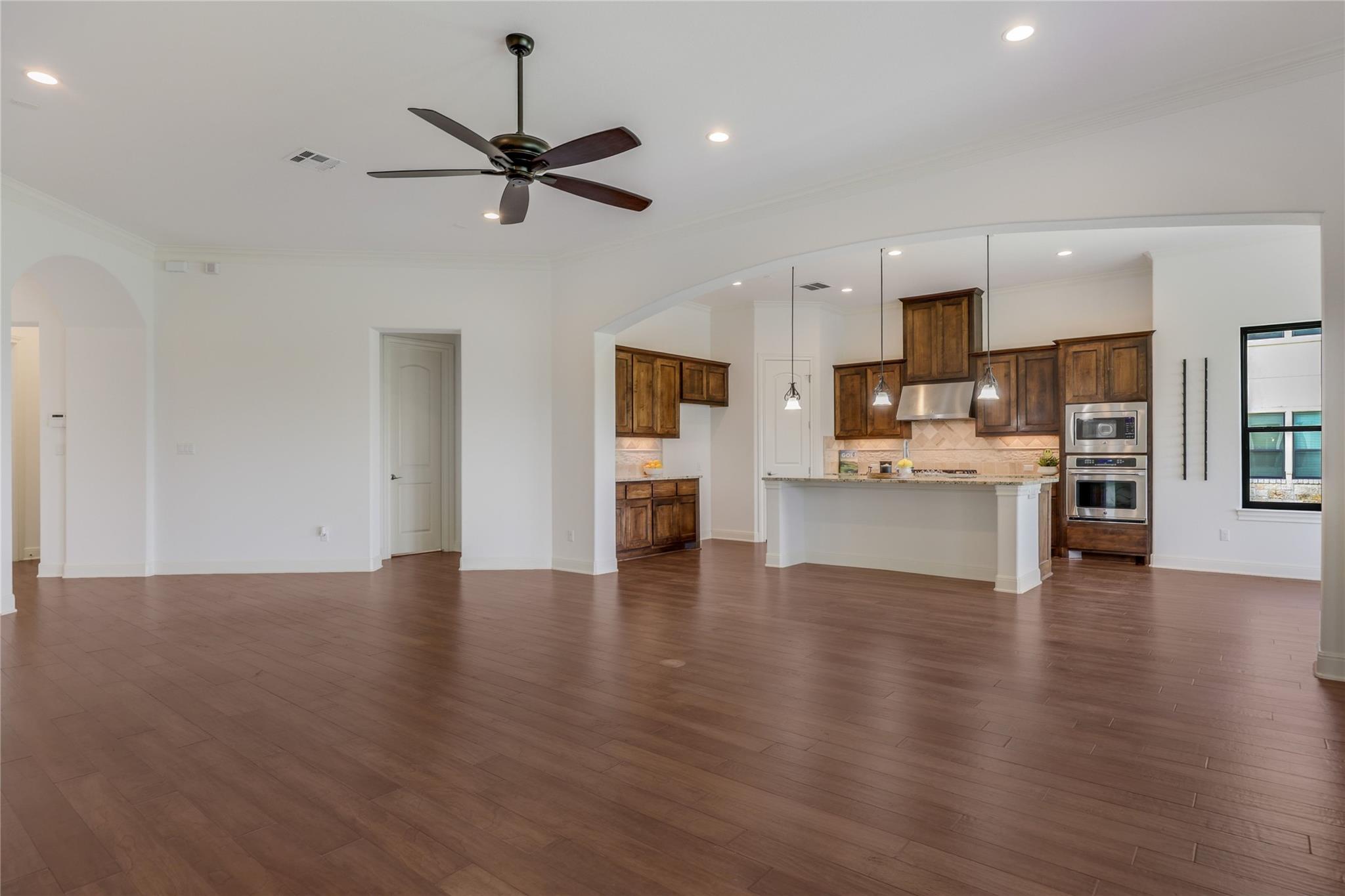 2210 University Club DR # 10A