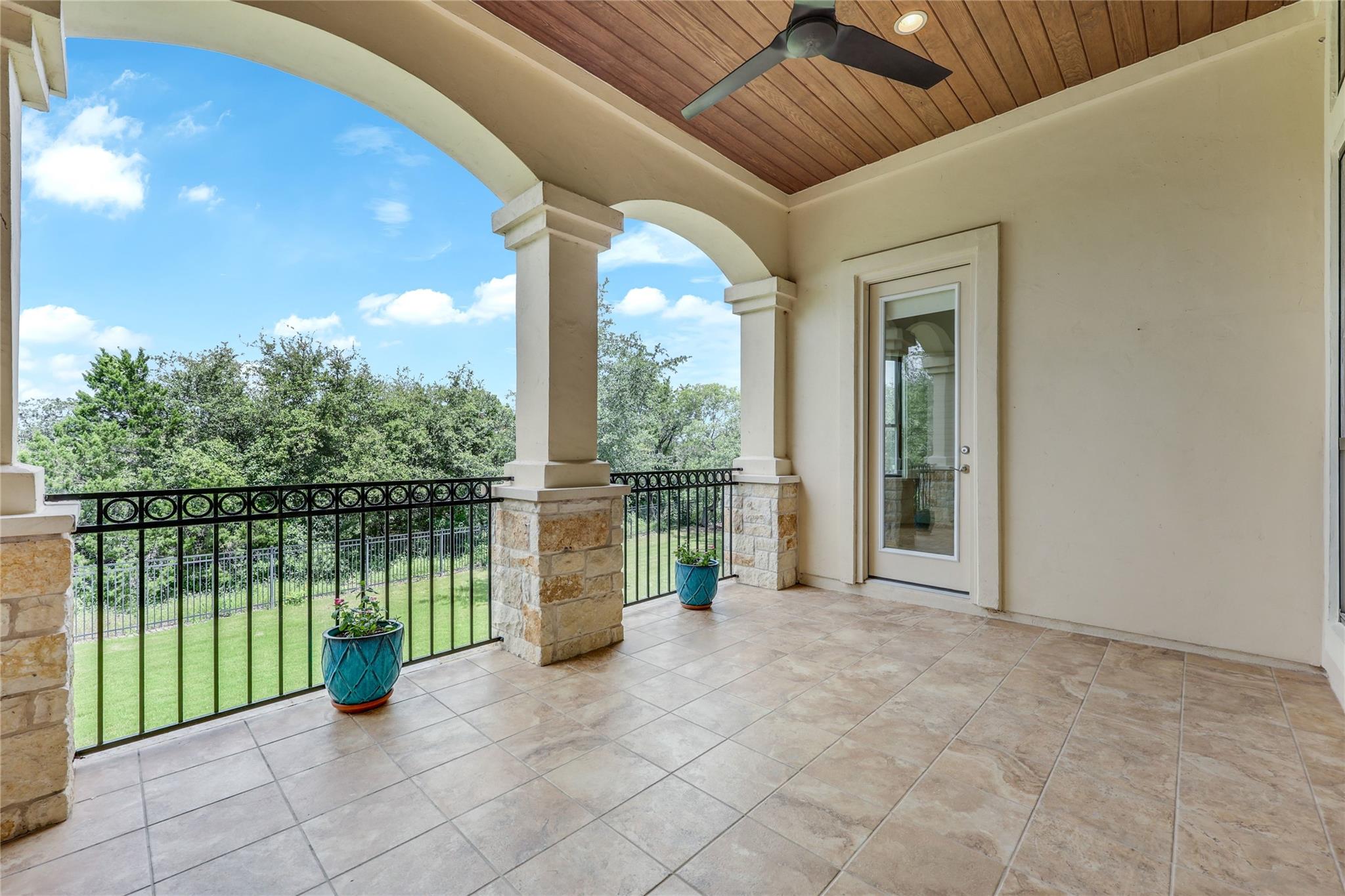 2210 University Club DR # 10A
