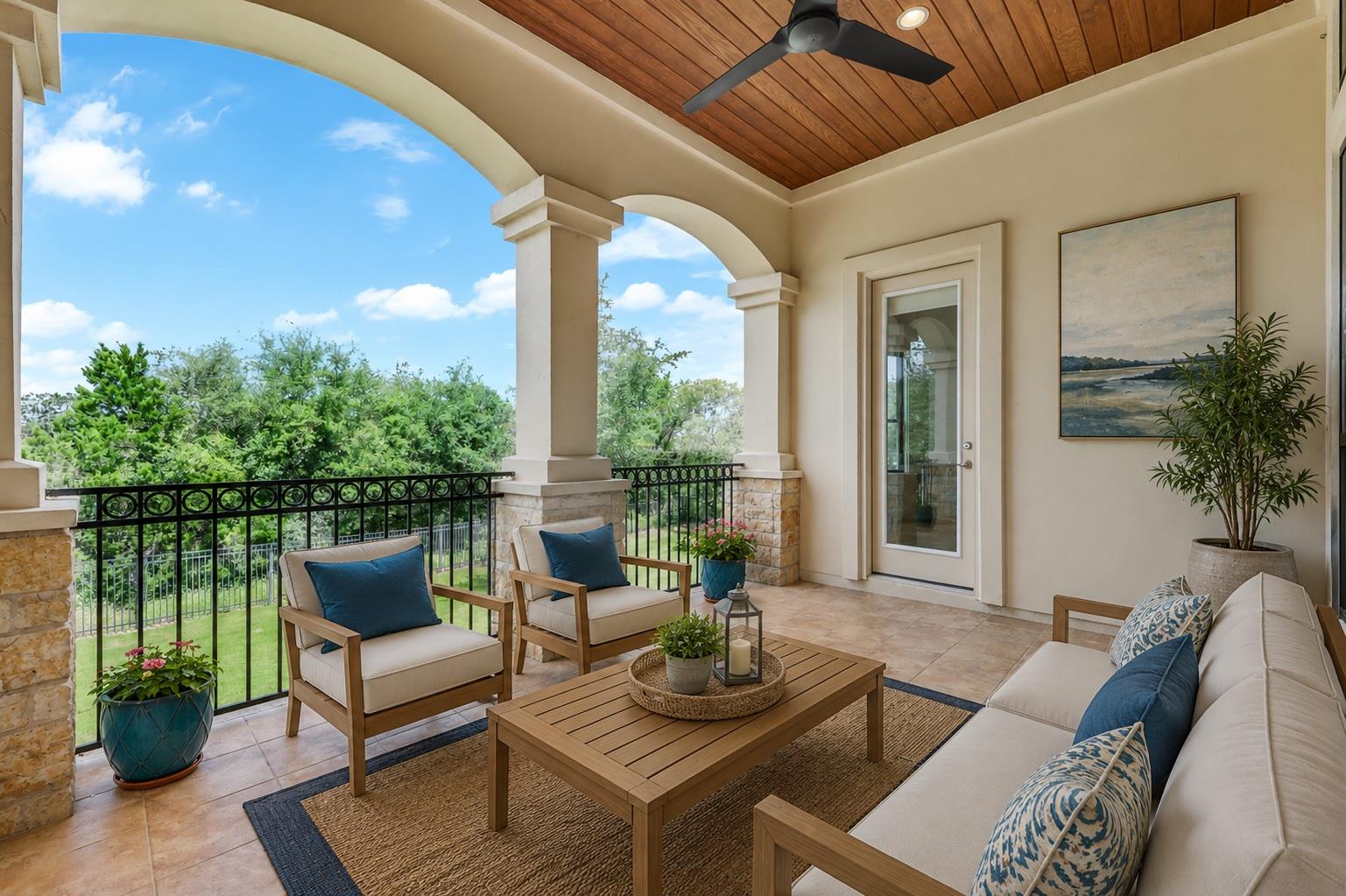 2210 University Club DR # 10A