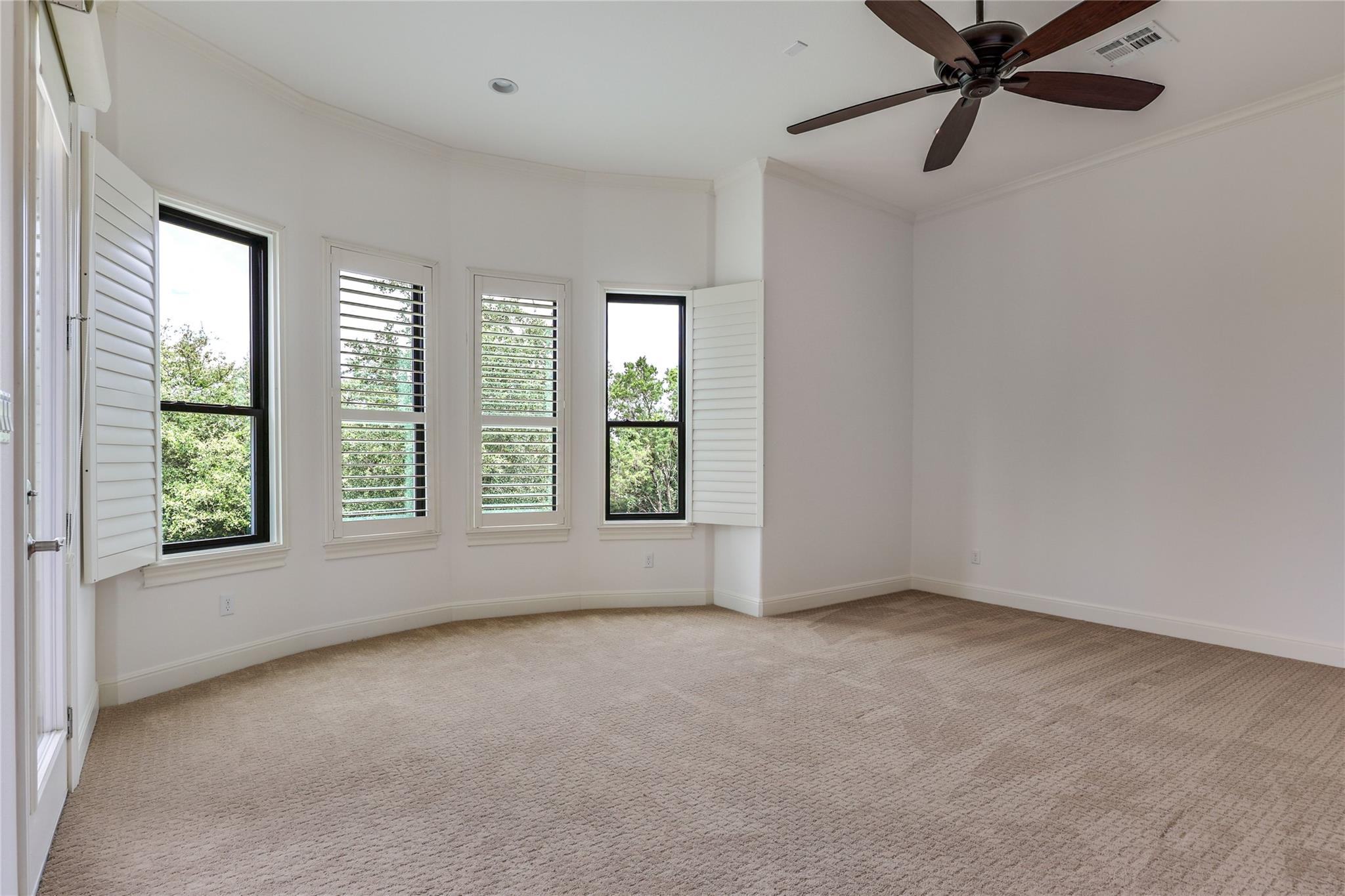 2210 University Club DR # 10A