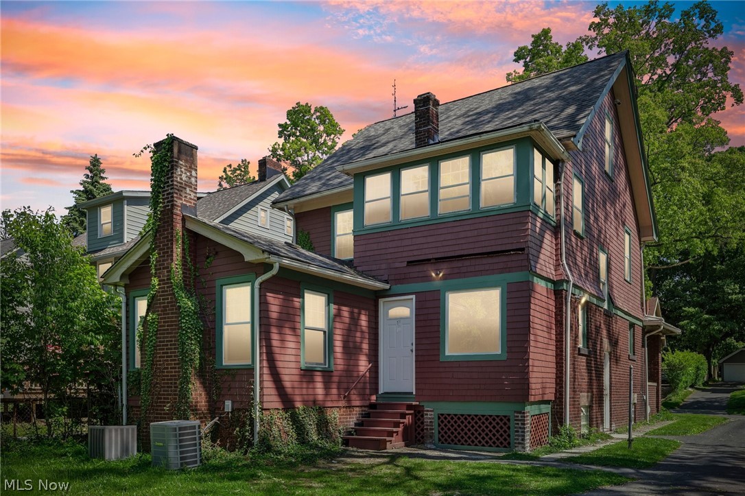 3175 Oak Road