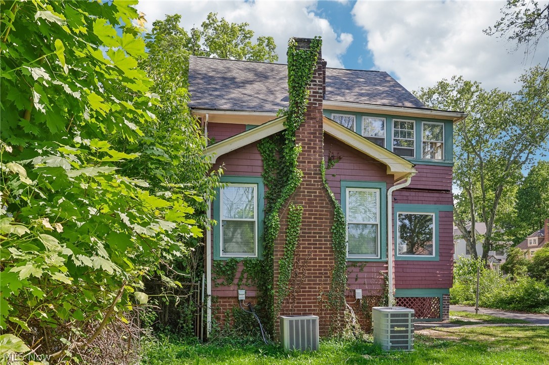 3175 Oak Road
