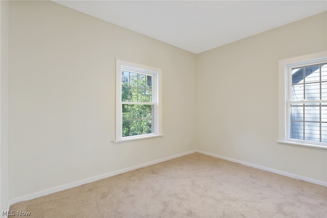 3175 Oak Road